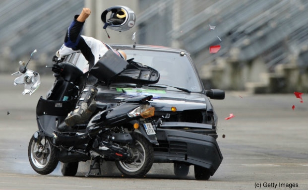 Keine Pflicht zur Schutzkleidung für Rollerfahrer