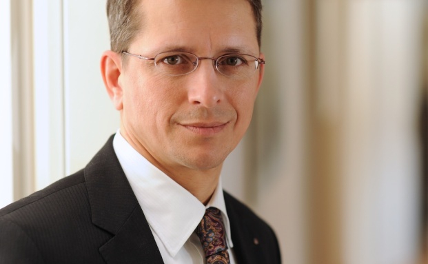 34-f-Berater dürfen Honorare verlangen