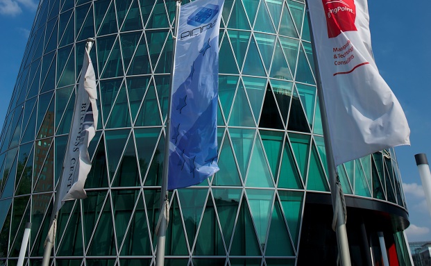 EU will mehr Kontrolle bei Online-Abschlüssen von Versicherungen