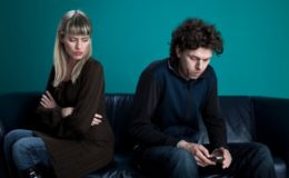 Rentenpolice darf bei Scheidung nicht einfach gekündigt werden 