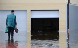Wer zahlt bei Wasserschäden?