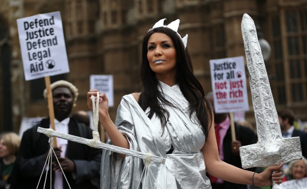 Gerichte sind nicht an Einstufung in Pflegestufe gebunden