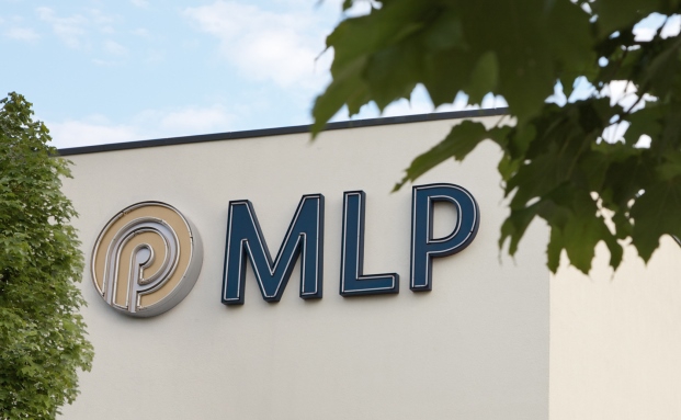 MLP kauft Domcura