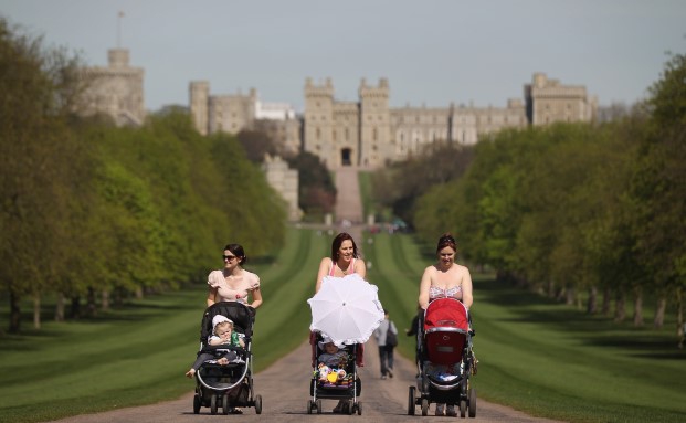 Mit Nachlassregelung und Trauerfall-Vorsorge die Angehörigen entlasten