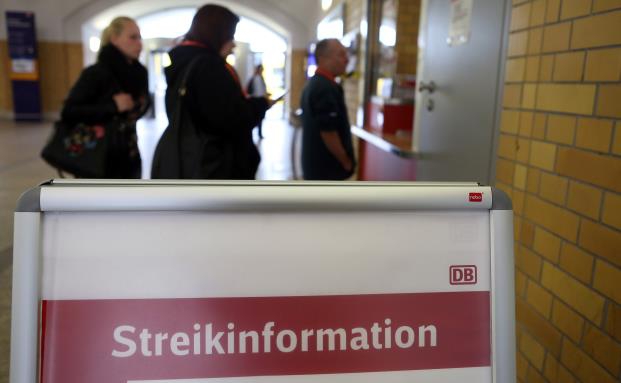 Versicherungsangestellte verdienen überdurchschnittlich gut