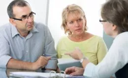 Diese Versicherungsvermittler empfehlen Kunden weiter