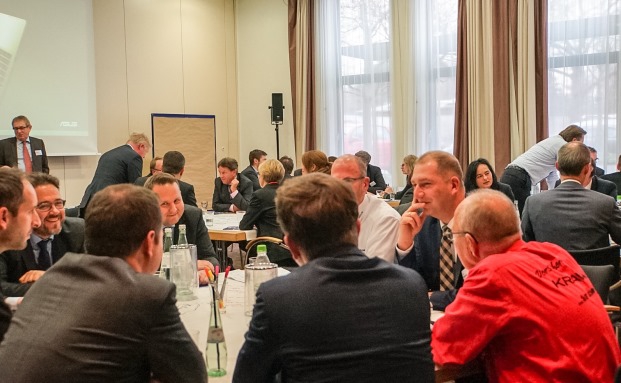 Fintechs, digitale Visitenkarten und haufenweise Preise