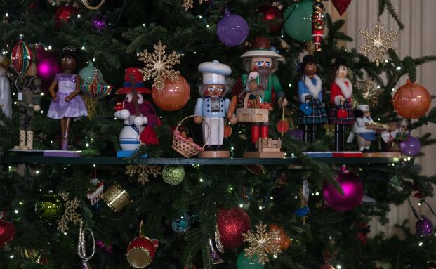 So viel Weihnachten geht im Büro