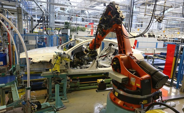 Wenn der Roboter den Versicherungsschaden bearbeitet