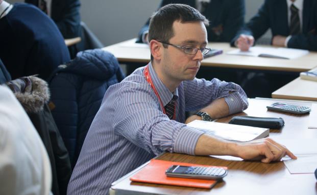 Worauf es bei der Weiterbildung für Versicherungsmakler wirklich ankommt