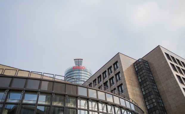 Versicherungsvertreter reguliert Schäden, die es nicht gibt