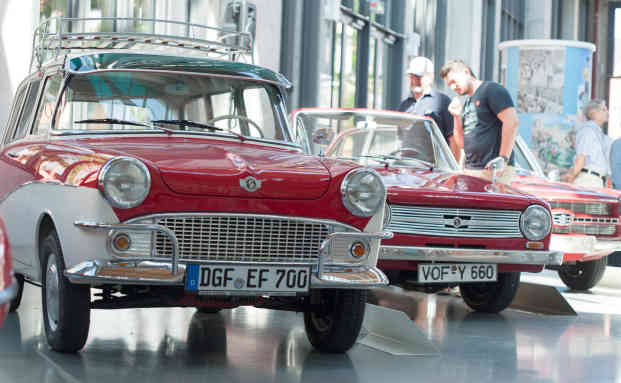 Hiscox erweitert Versicherungsschutz für Oldtimer