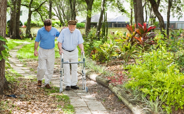 Kinder zahlen im Zweifel für die Lasten ihrer Eltern in der Pflegeversicherung