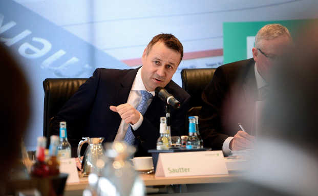 „In der Altersvorsorge warten wir erstmal ab“