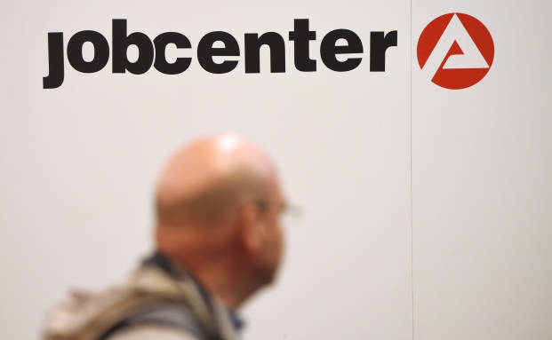 Jobcenter dürfen Langzeitarbeitslose schneller zwangsverrenten
