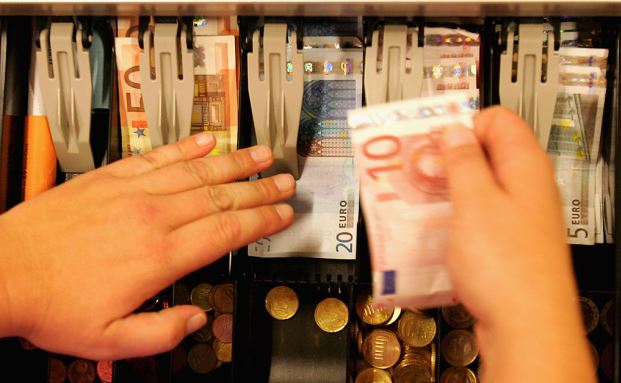 Sind Verbraucher von Strafzinsen bedroht?