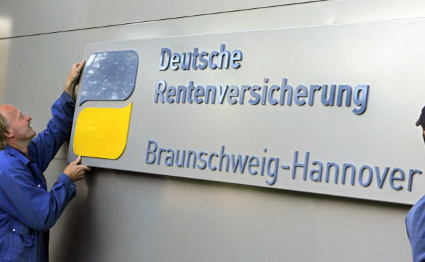 Rentenversicherung zahlt Geld an 140.000 Tote aus