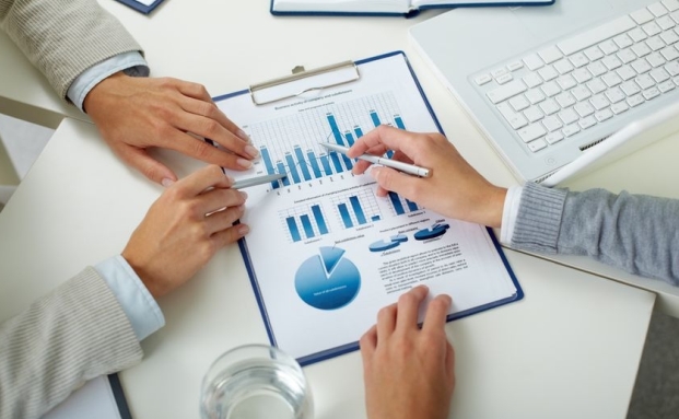 Expertin der Bild-Zeitung empfiehlt Kleinanlegern Risiko-Investments