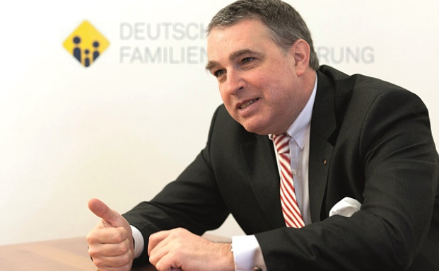Deutsche Familienversicherung mit neuer Pflegezusatzversicherung