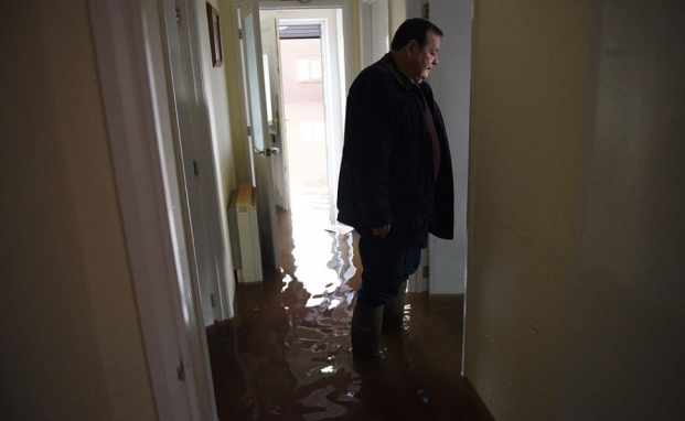 „In meiner Wohnung stand fünf bis zehn Zentimeter hoch das Wasser“