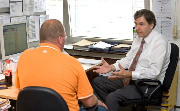 Persönliche Beratung für jeden Zweiten auch in Zukunft wichtig