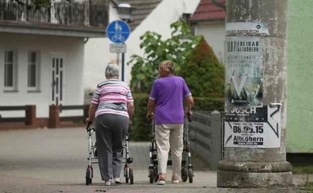 Für viele Rentner wird 2016 eine Steuererklärung fällig
