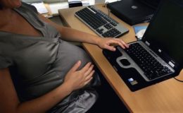Mütter von kleinen Kindern arbeiten nur selten Vollzeit