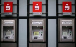 Bargeld nur noch gegen Gebühr