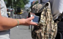 Zahlt die Versicherung bei Diebstahl im Urlaub?