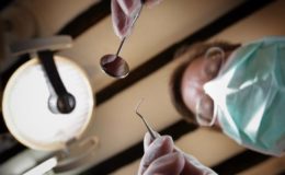 Zahnärzte verschweigen oft Zusatzkosten