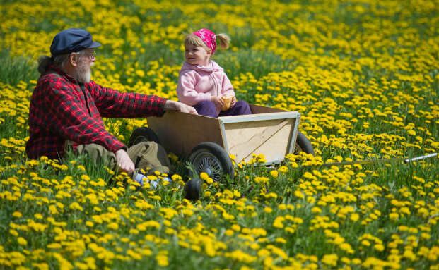 Viele Ruheständler unterstützen ihre Familie finanziell