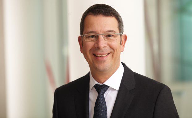 Helvetia legt Nachschlagewerk für Vermittler neu auf