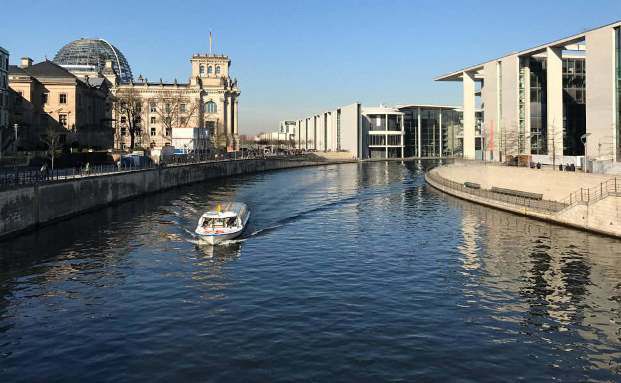 „Die Politik wird sich feiern und Makler und Verbraucher zahlen die Zeche“