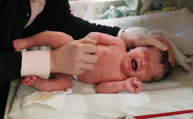 Beleghebammen streiten mit GKV-Spitzenverband