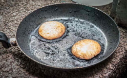 Hausratversicherer muss auch bei Rußschäden durch angebranntes Essen zahlen
