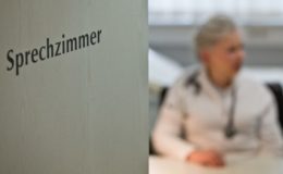 Selbst bezahlte Arztkosten kann man nicht von der Steuer absetzen