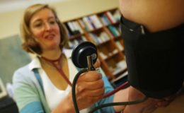 Deutsche mit Gesundheitssystem so zufrieden wie nie zuvor
