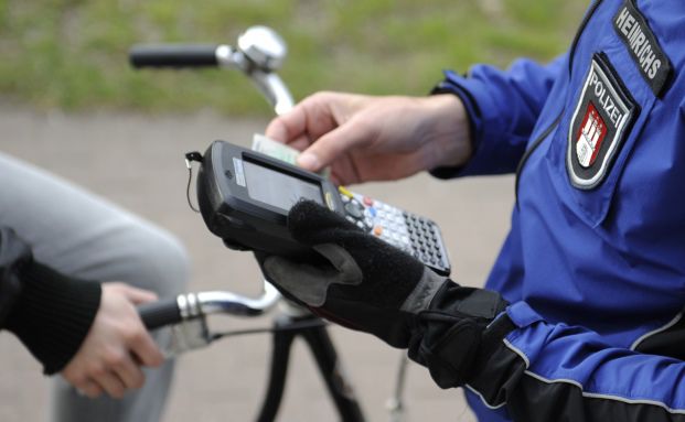 Mehrheit der Deutschen befürwortet Haftpflichtversicherung für Radfahrer