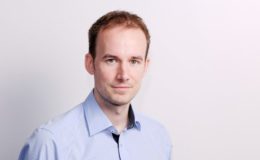 Ein Drittel der Kunden schließen die BU über das Smartphone ab