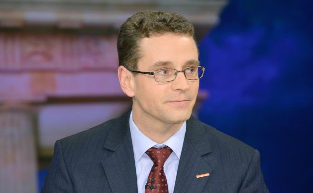 Verbraucherzentrale mahnt Sparkasse ab