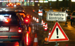 Kfz-Versicherer verlangt Unfallkosten wegen Vorsatzes zurück