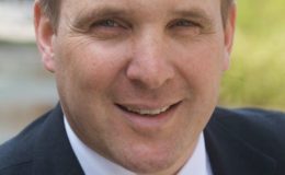 Jens Hasselbächer wechselt von Axa zu R+V