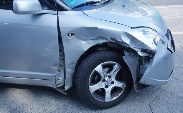 Wann es sich lohnt, nach einem Unfall selbst zu zahlen