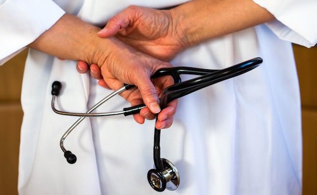 „Wer die Krankenkasse wechselt, kann einen dreistelligen Betrag sparen“