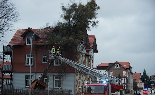 „Friederike“ sorgt für schadenreichsten Start seit elf Jahren