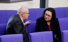 Union und SPD wollen Standard-Riester anstoßen