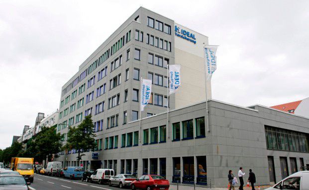 Ideal stellt verbliebene Altverträge um