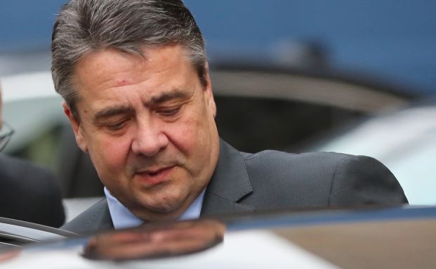 Ex-Außenminister Gabriel beklagt Zwei-Klassen-Medizin