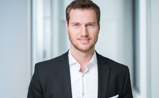 Wer haftet für Armbruch nach Kabel-Stolperer?