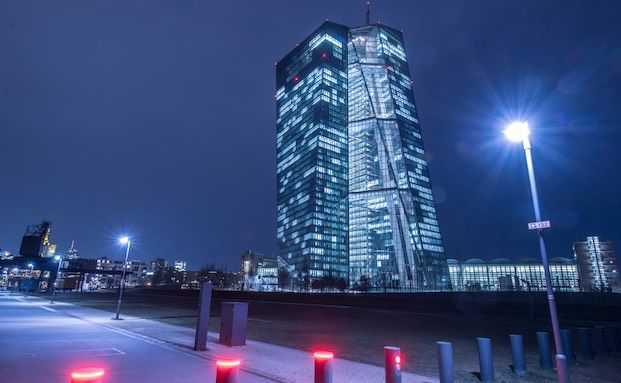 Rentenversicherung und Krankenkassen verbuchen Zinsverluste